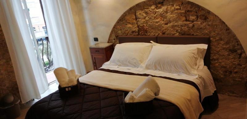 Bed and Breakfast Lo Scoglio Dei Volsci Nettuno Exterior foto